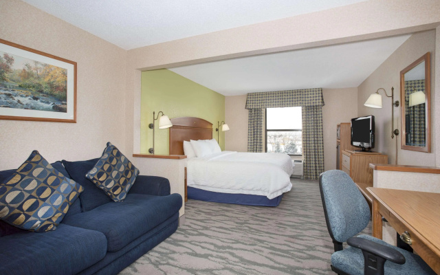 photo 3 of Baymont by Wyndham Thornton