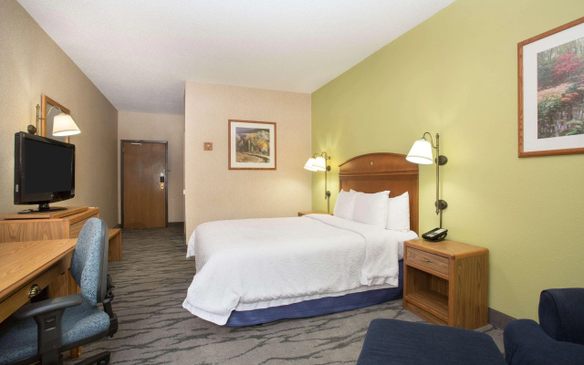 photo 5 of Baymont by Wyndham Thornton