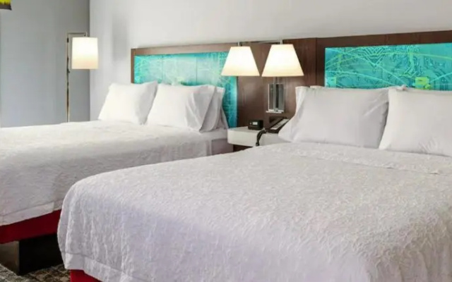 photo 4 of Hampton Inn Detroit Southfield