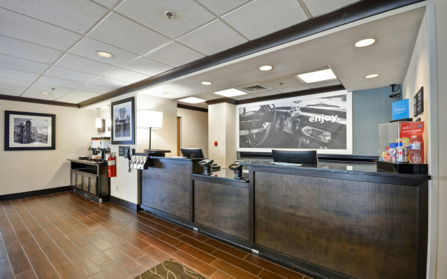 photo 2 of Hampton Inn Detroit/Northville