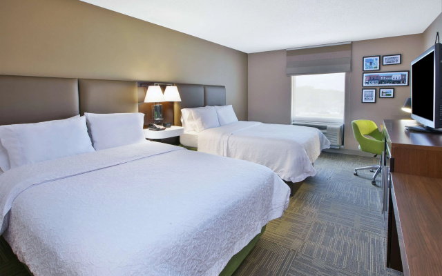 photo 5 of Hampton Inn Commerce Novi