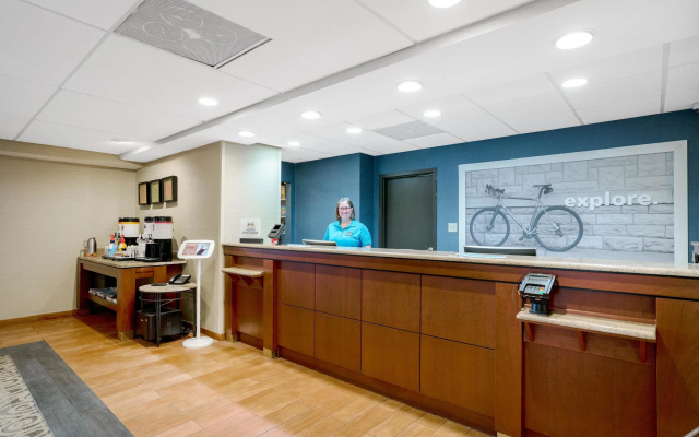 photo 2 of Hampton Inn Downingtown Exton