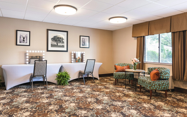 photo 3 of Hampton Inn Downingtown/Exton