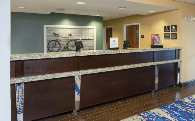 photo 2 of Hampton Inn East Lansing