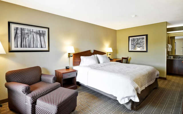 photo 2 of Baymont by Wyndham Fayetteville NC