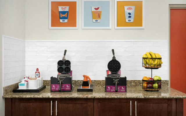 photo 3 of Hampton Inn Fayetteville Fort Bragg