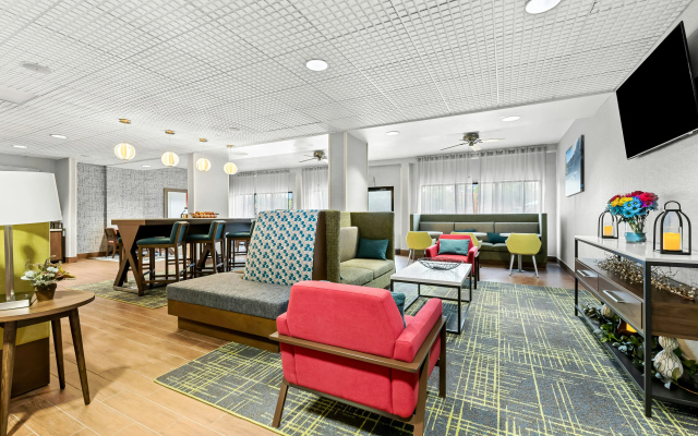 photo 2 of Hampton Inn Florence Midtown near University of North Alabama