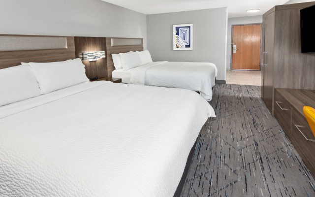 photo 4 of Holiday Inn Express Fremont by IHG