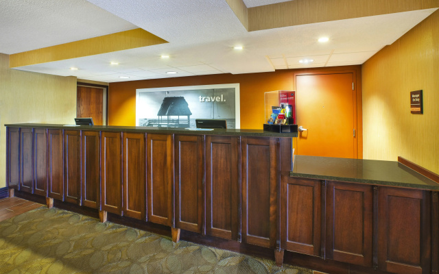 photo 2 of Hampton Inn Gaylord