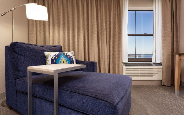 photo 4 of Hampton Inn Georgetown-Marina