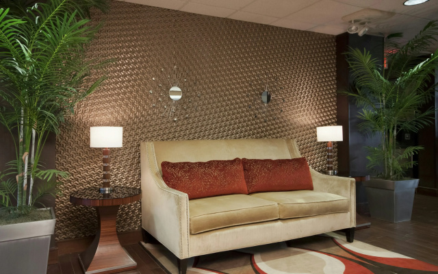 photo 3 of Hampton Inn Grand Rapids-North