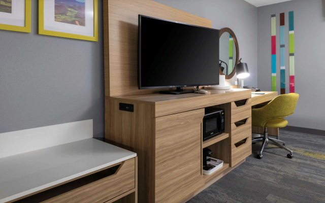 photo 4 of Hampton Inn Gretna - Smith Mountain Lake