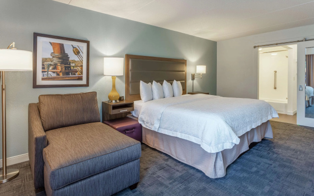 photo 3 of Hampton Inn Groton