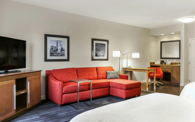 photo 3 of Hampton Inn Heath-Newark