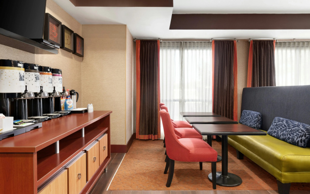 photo 2 of Hampton Inn Houston/Stafford