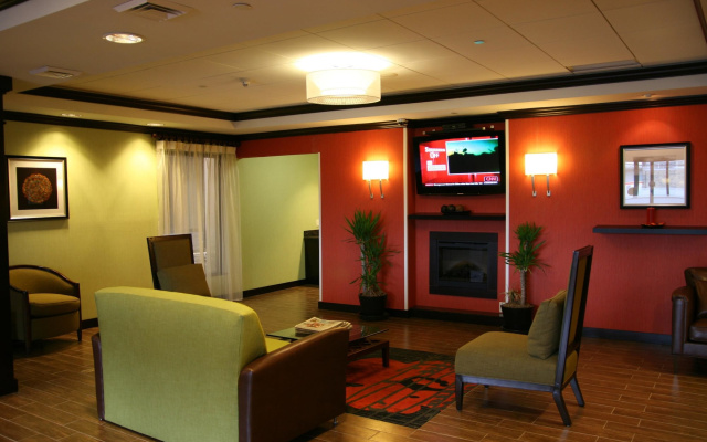 photo 2 of Hampton Inn Jericho - Westbury