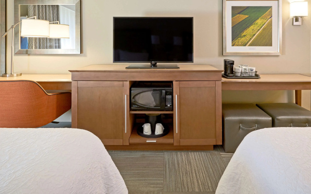 photo 3 of Hampton Inn Lancaster
