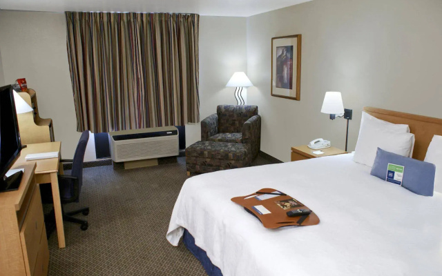 photo 4 of Hampton Inn Las Vegas/Summerlin