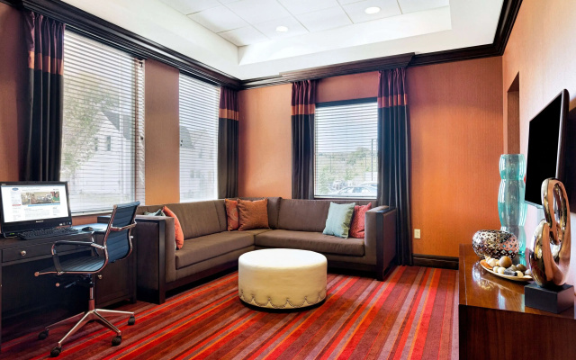 photo 4 of Hampton Inn Lewiston-Auburn