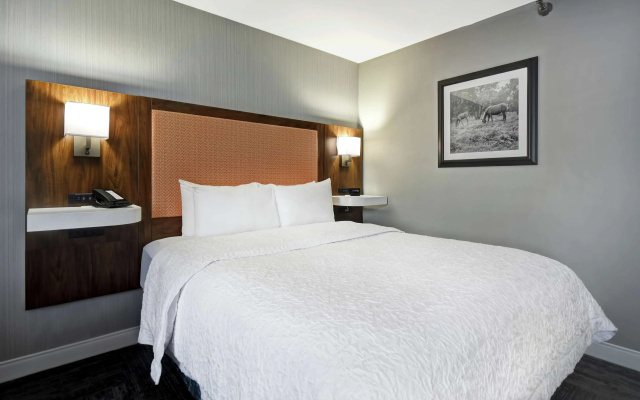 photo 5 of Hampton Inn I-75 Lexington/Hamburg Area