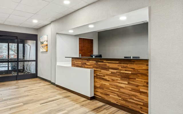 photo 2 of Hampton Inn Lexington/Georgetown