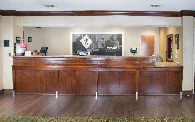 photo 2 of Hampton Inn Linden