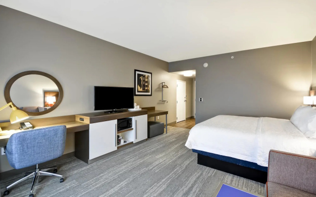 photo 4 of Hampton Inn Livonia Detroit