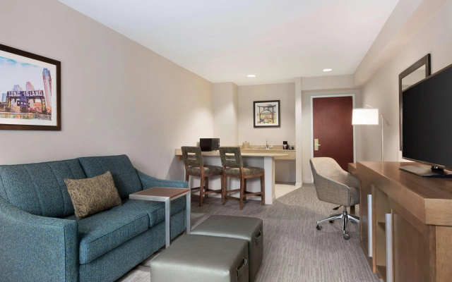 photo 5 of Hampton Inn Long Island-Brookhaven
