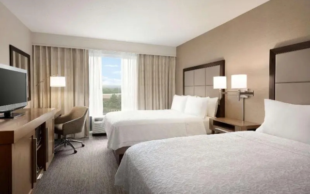 photo 3 of Hampton Inn Long Island/Islandia