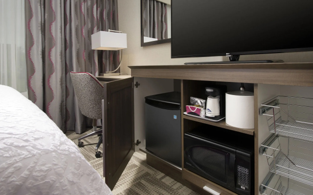 photo 5 of Hampton Inn Louisville East/Hurstbourne