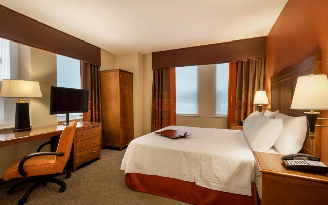 photo 4 of Hampton Inn Manhattan/Downtown-Financial District
