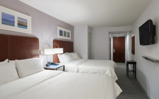 photo 3 of Hampton Inn Manhattan Seaport Financial District