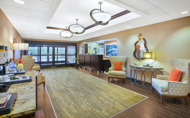 photo 2 of Hampton Inn Marietta