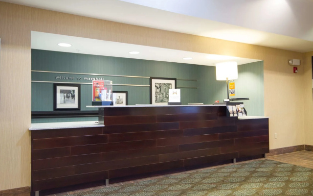photo 2 of Hampton Inn Marshall