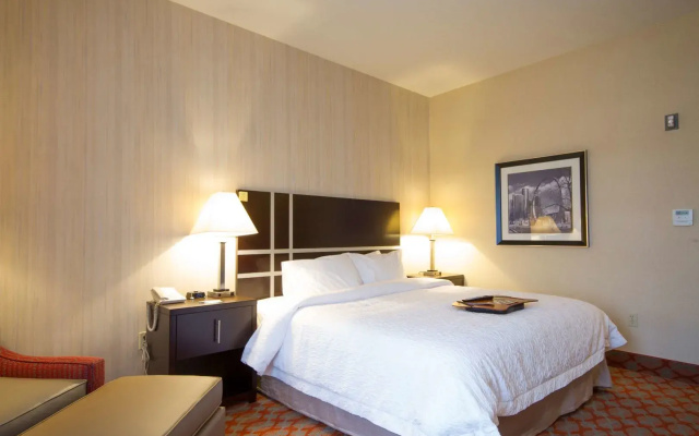 photo 4 of Hampton Inn Marshall