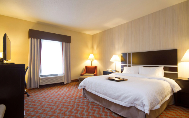 photo 5 of Hampton Inn Marshall