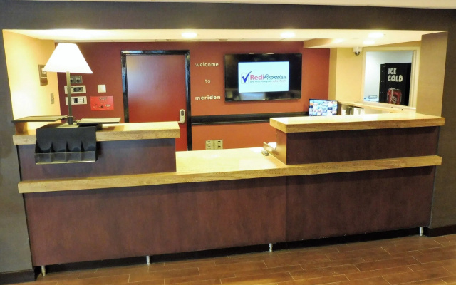 photo 2 of Red Roof Inn Meriden