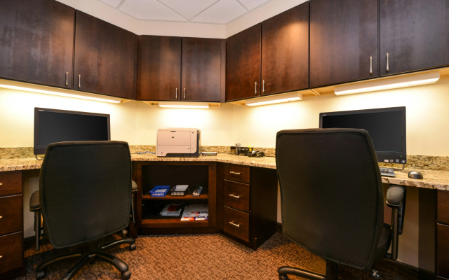 photo 4 of Hampton Inn Milford