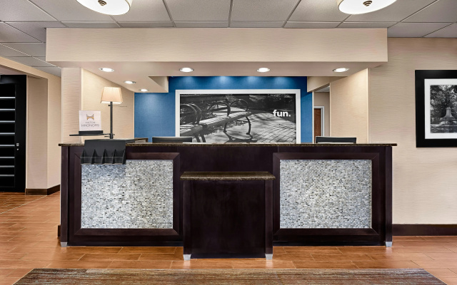 photo 2 of Hampton Inn Morganton