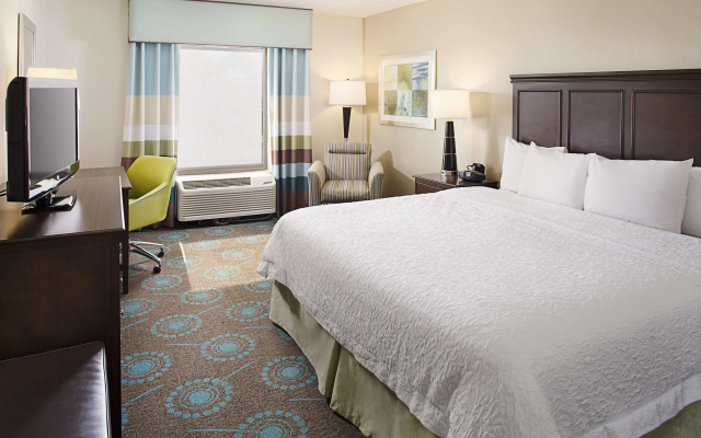 photo 4 of Hampton Inn Naples Central