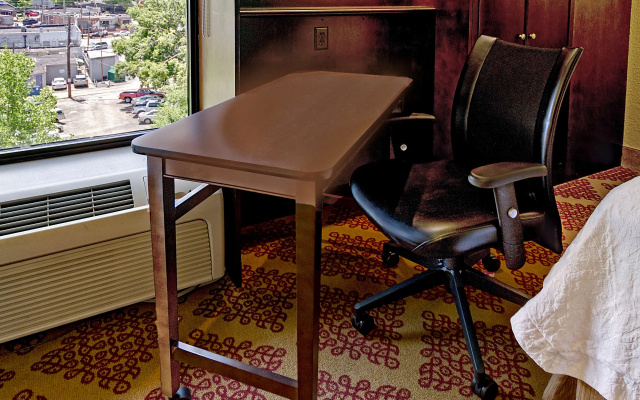 photo 5 of Hampton Inn Nashville/Vanderbilt