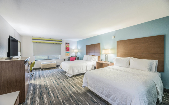 photo 3 of Hampton Inn Oakland-Hayward