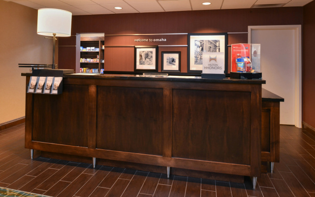 photo 2 of Hampton Inn Omaha Midtown-Aksarben Area