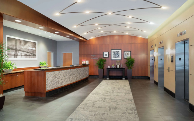photo 2 of Hampton Inn Philadelphia Center City-Convention Center