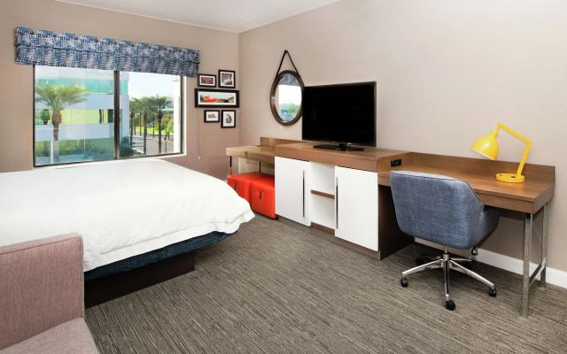 photo 5 of Hampton Inn Phoenix-Airport North