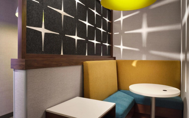 photo 4 of Hampton Inn Pinellas Park St. Petersburg, FL