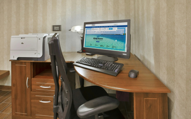 photo 3 of Hampton Inn Pittsburgh Area Beaver Valley CenterTownship