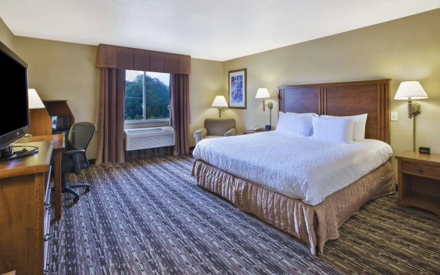 photo 4 of Hampton Inn Pittsburgh Area Beaver Valley CenterTownship