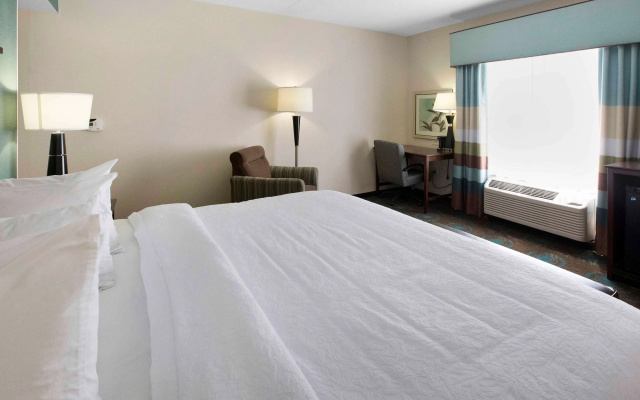 photo 4 of Hampton Inn Pittsburgh-Bridgeville