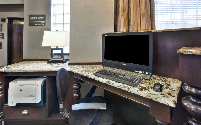 photo 2 of Hampton Inn Pittsburgh University/Medical Center